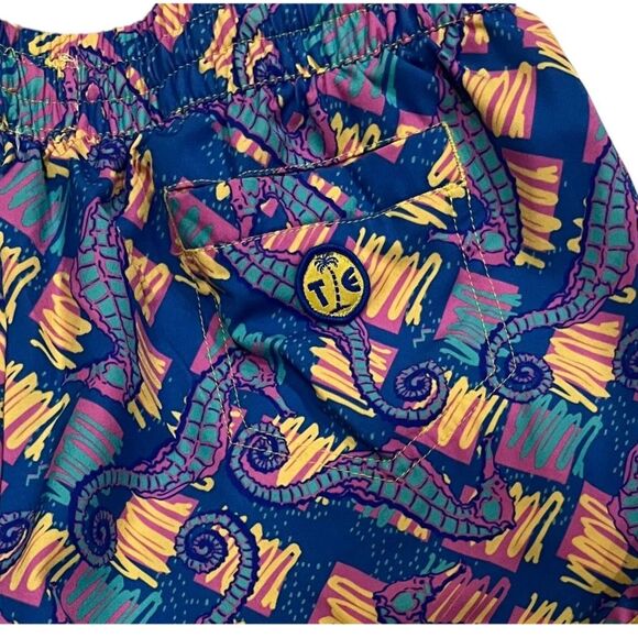 TIPSY ELVES Women's Seahorse Beach Shorts Sz MEDIUM - Picture 4 of 5